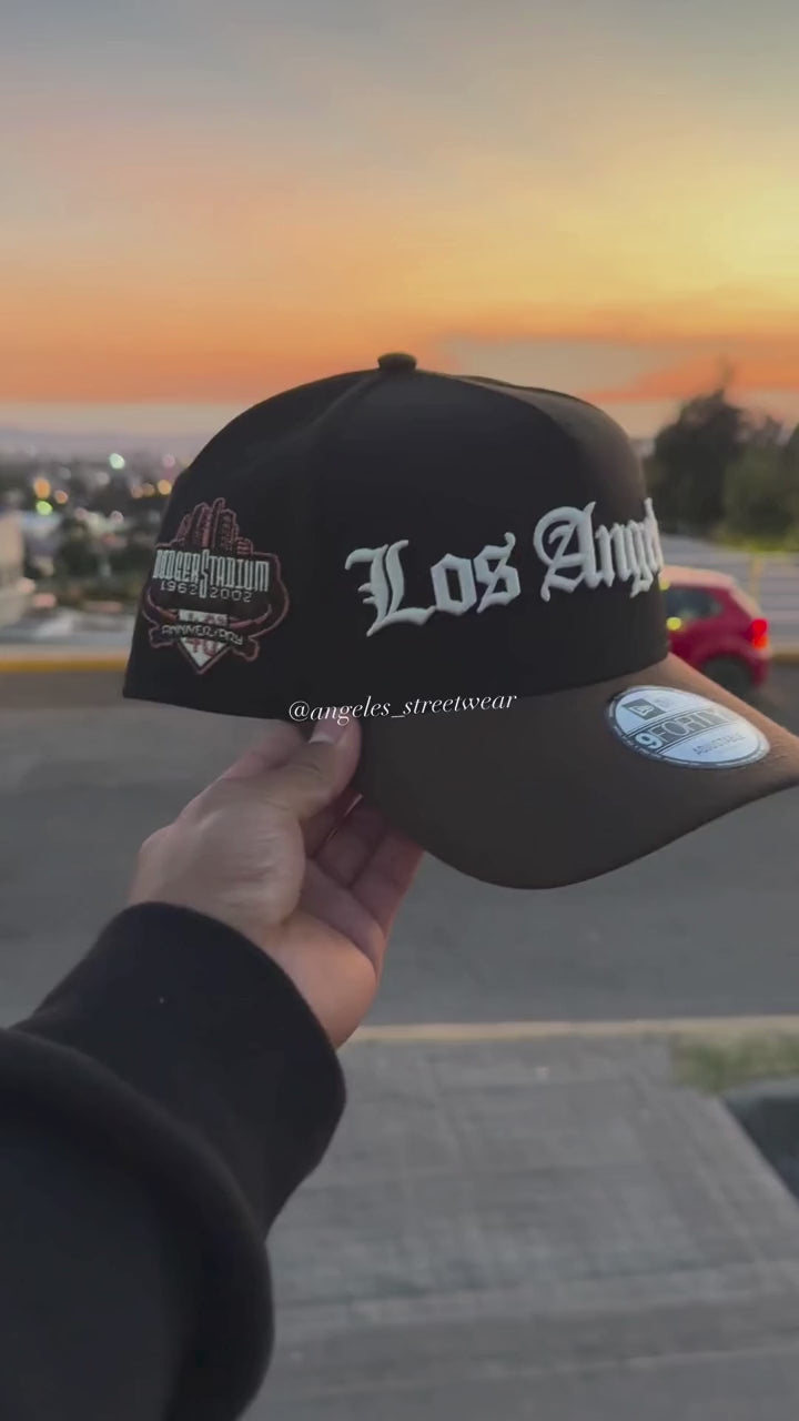 NEW ERA LOS ANGELES DODGERS "WALNUT" /9FORTY A-FRAME PREMIUM